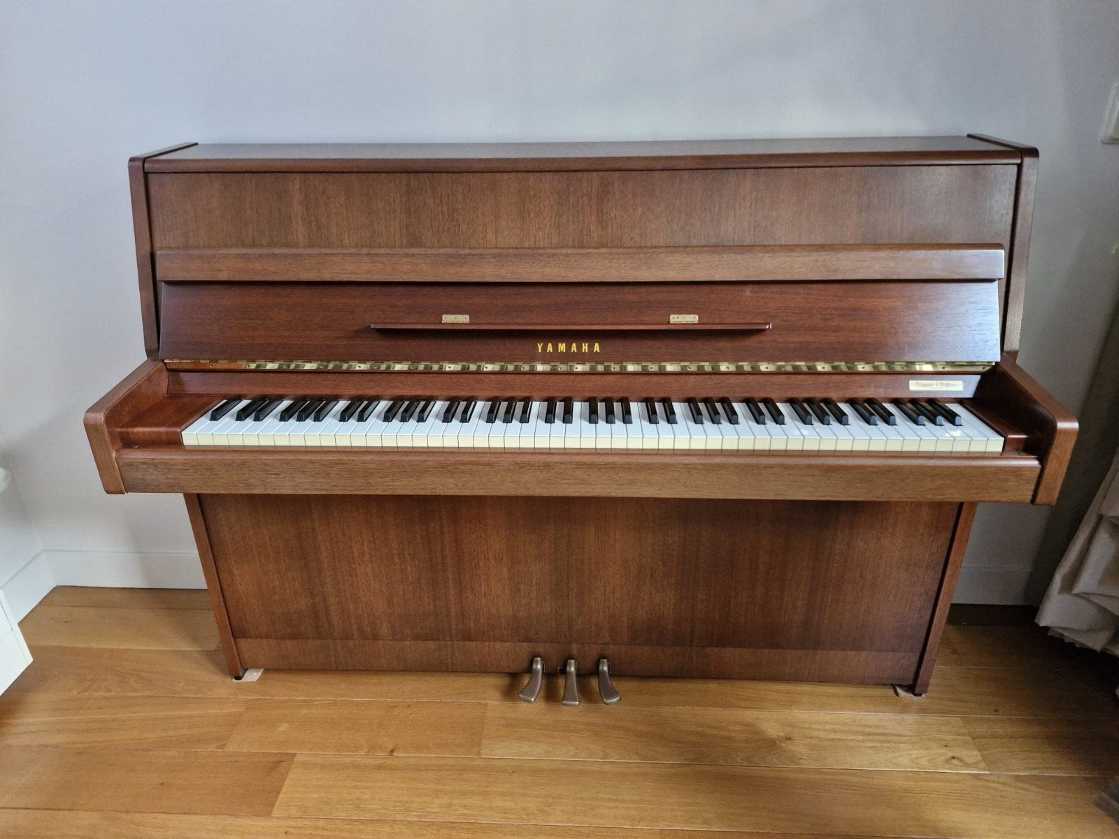 Te koop: Yamaha M1J piano 1982, Ophalen, Gebruikt, Overige kleuren, Piano