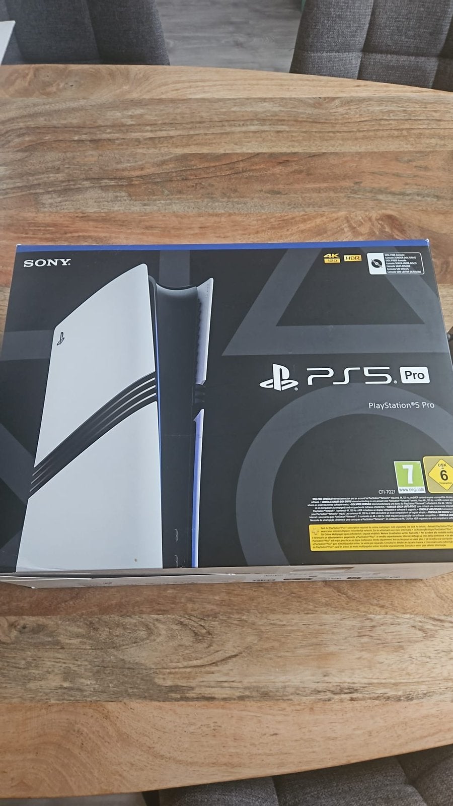 PlayStation 5 Pro – 4 maanden oud – compleet met doos, Ophalen, Zo goed als nieuw, Playstation 5 Digital