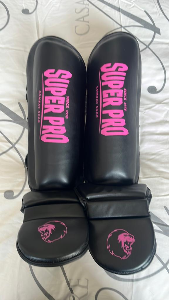 Scheenbeschermers super pro maat L, Sport en Fitness, Ophalen, Zo goed als nieuw, Overige