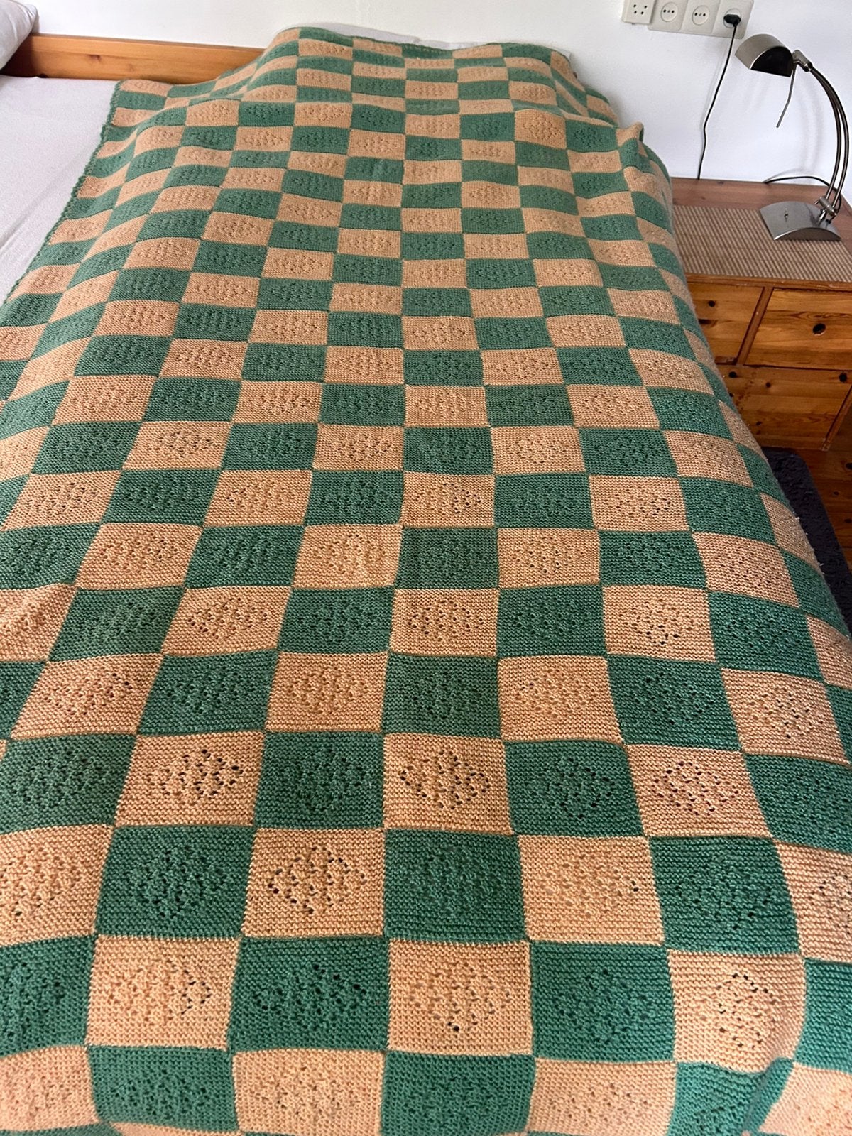 Handgemaakte Sprei/ Plaid – Groen/Beige checkerboard patroon, Ophalen, Zo goed als nieuw