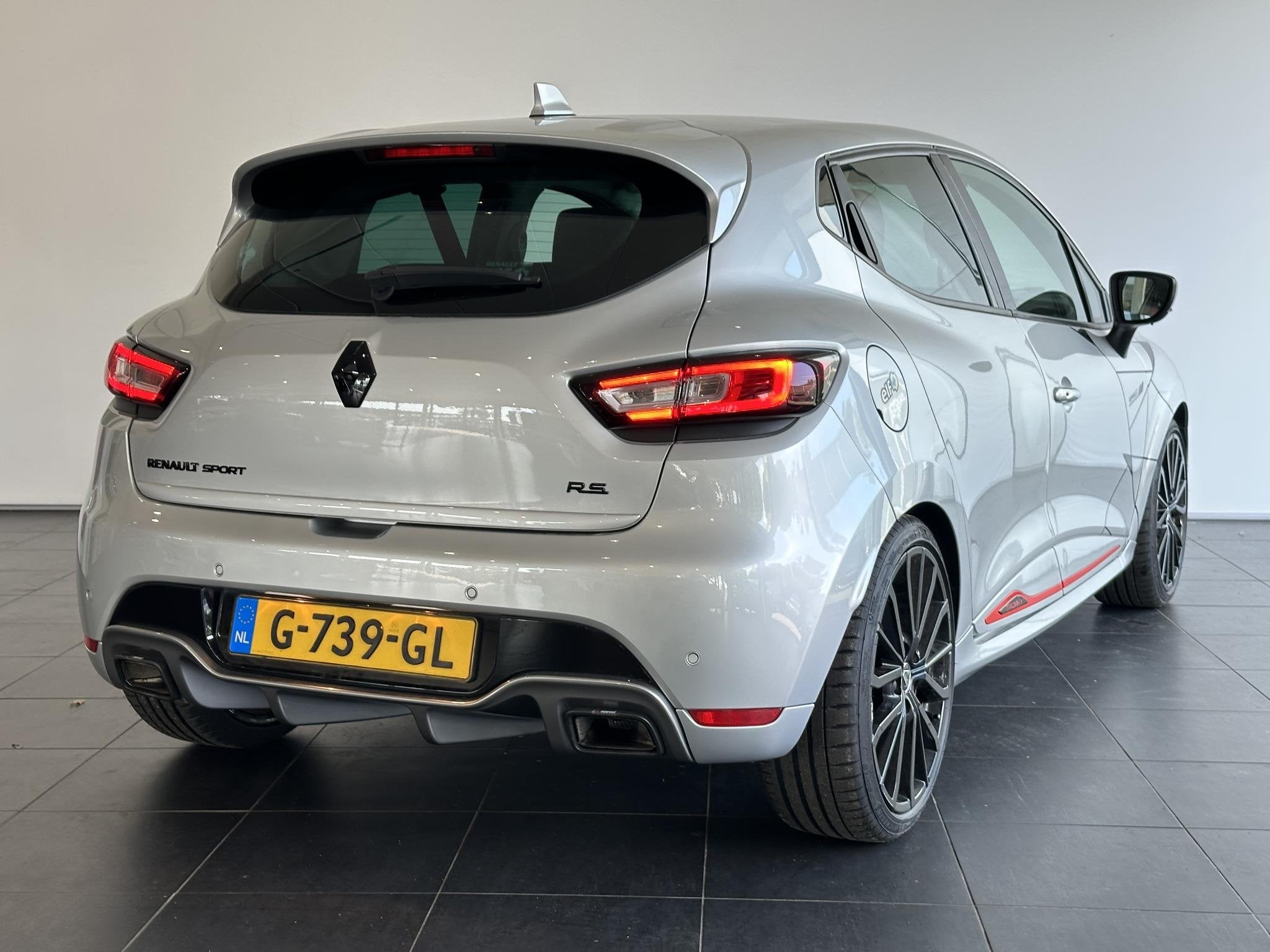 Renault Clio 1.6 Turbo R.S. Trophy UNIEK! | ACHTERUITRIJCAME, Auto's, Renault, 1618 cc, Gebruikt, 4 cilinders, Met garantie (alle)