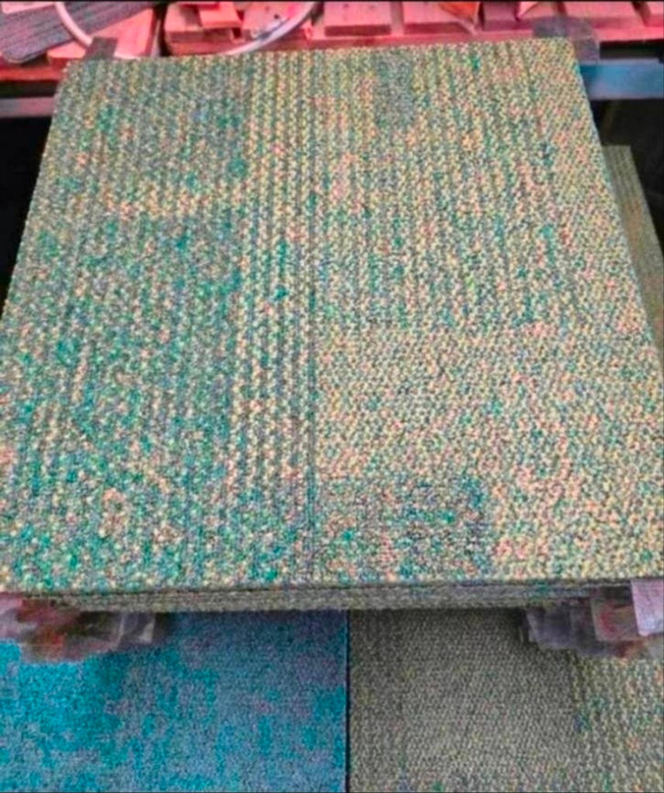 Groene tapijttegels 50x50cm - Amstelveen, Huis en Inrichting, Stoffering | Tapijten en Kleden, Ophalen of Verzenden