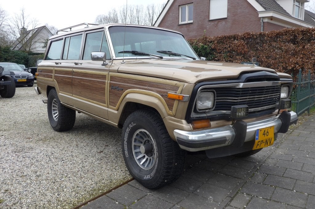 Jeep Wagoneer 5.9 V8 Limited Wagon Belasting en APK vrij, Auto's, Oldtimers, Bedrijf, Te koop, Elektrische ramen, Lederen bekleding