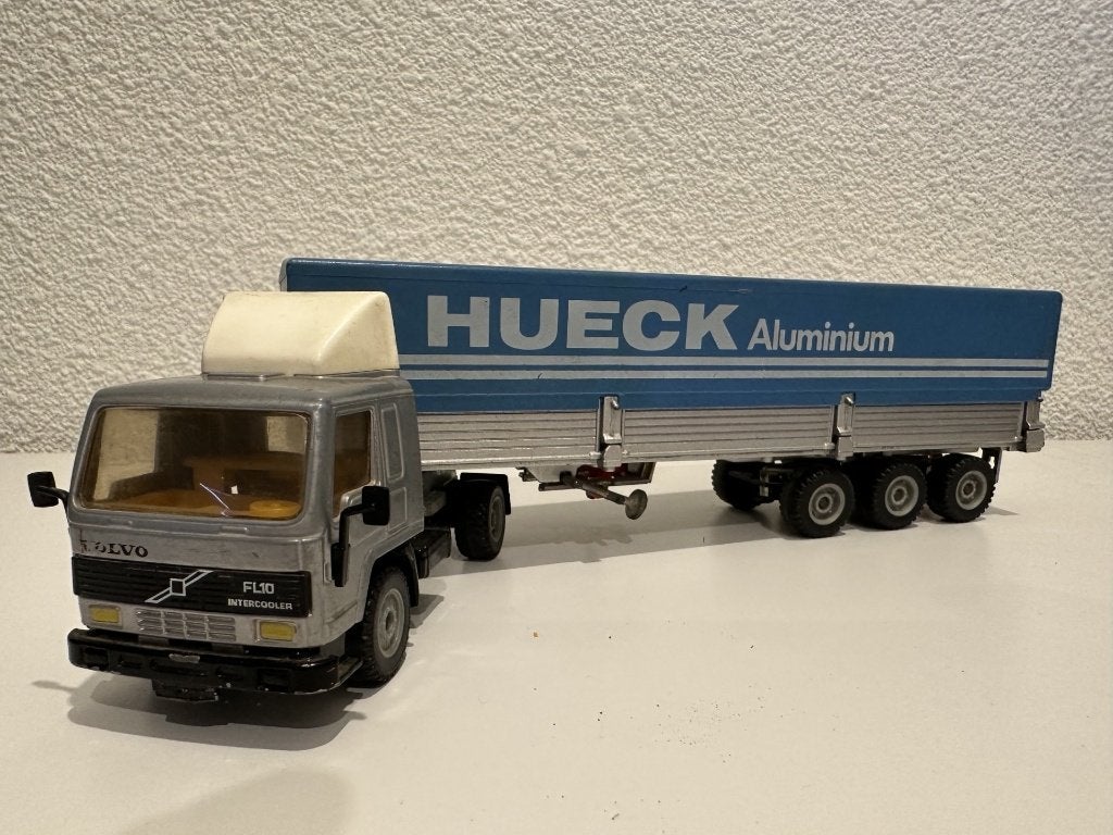 Siku 3116 volvo FL10 Hueck - goede staat 1:55, Ophalen of Verzenden, Zo goed als nieuw, Bus of Vrachtwagen, SIKU