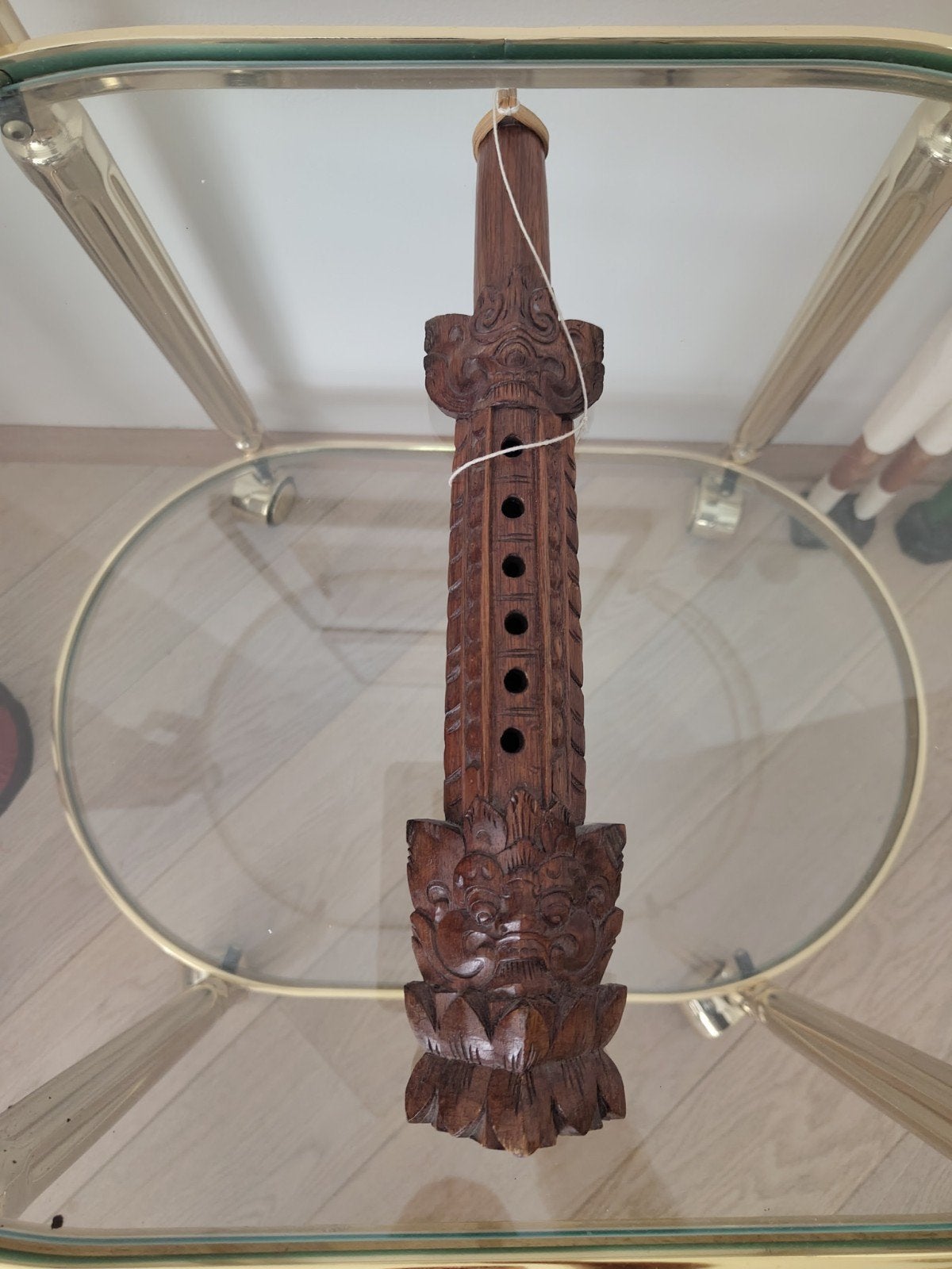 Handgesneden houten fluit uit Indonesië - Decoratief, Muziek en Instrumenten, Blaasinstrumenten | Overige, Ophalen, Gebruikt, Houtblazer