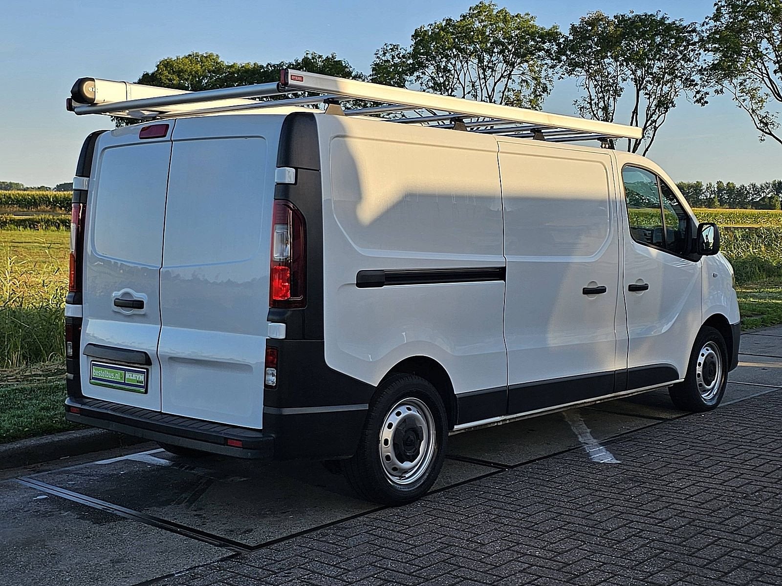 RENAULT TRAFIC 1.6 DCI l2 120pk imperiaal !, Gebruikt, Euro 6, Renault, Wit