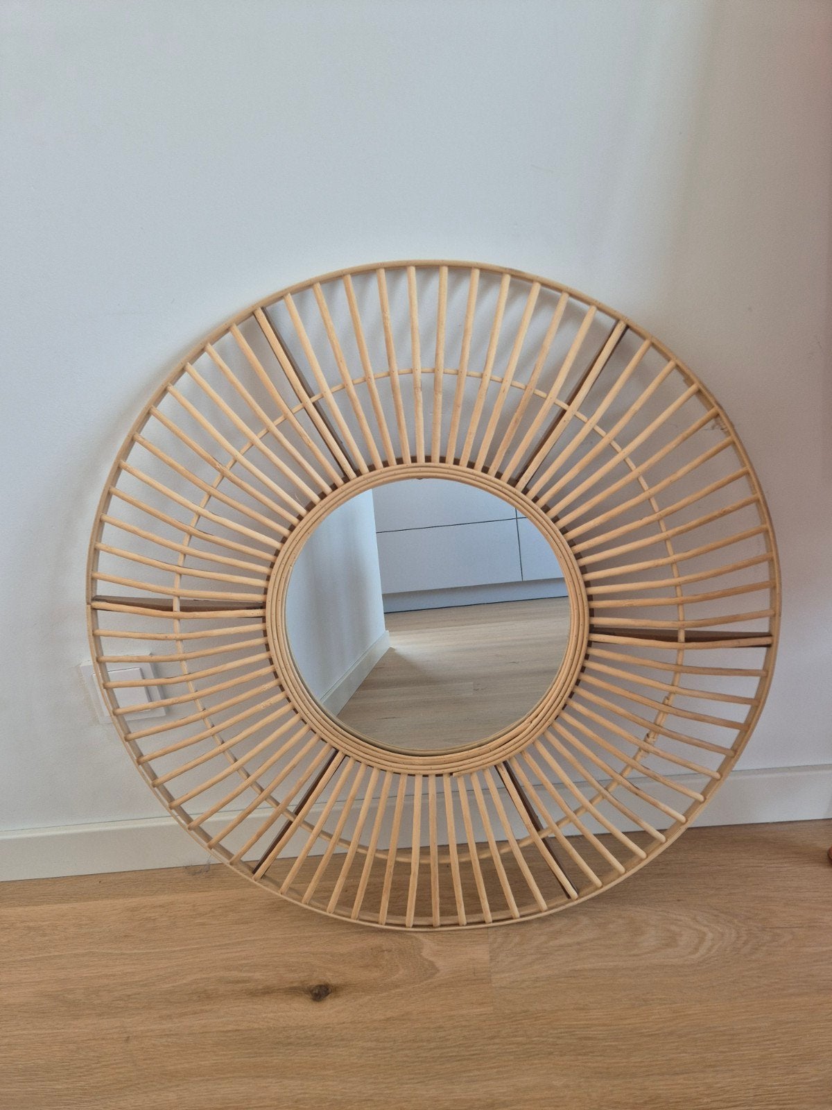 Ronde spiegel met rieten frame, Ophalen, Zo goed als nieuw, Rond