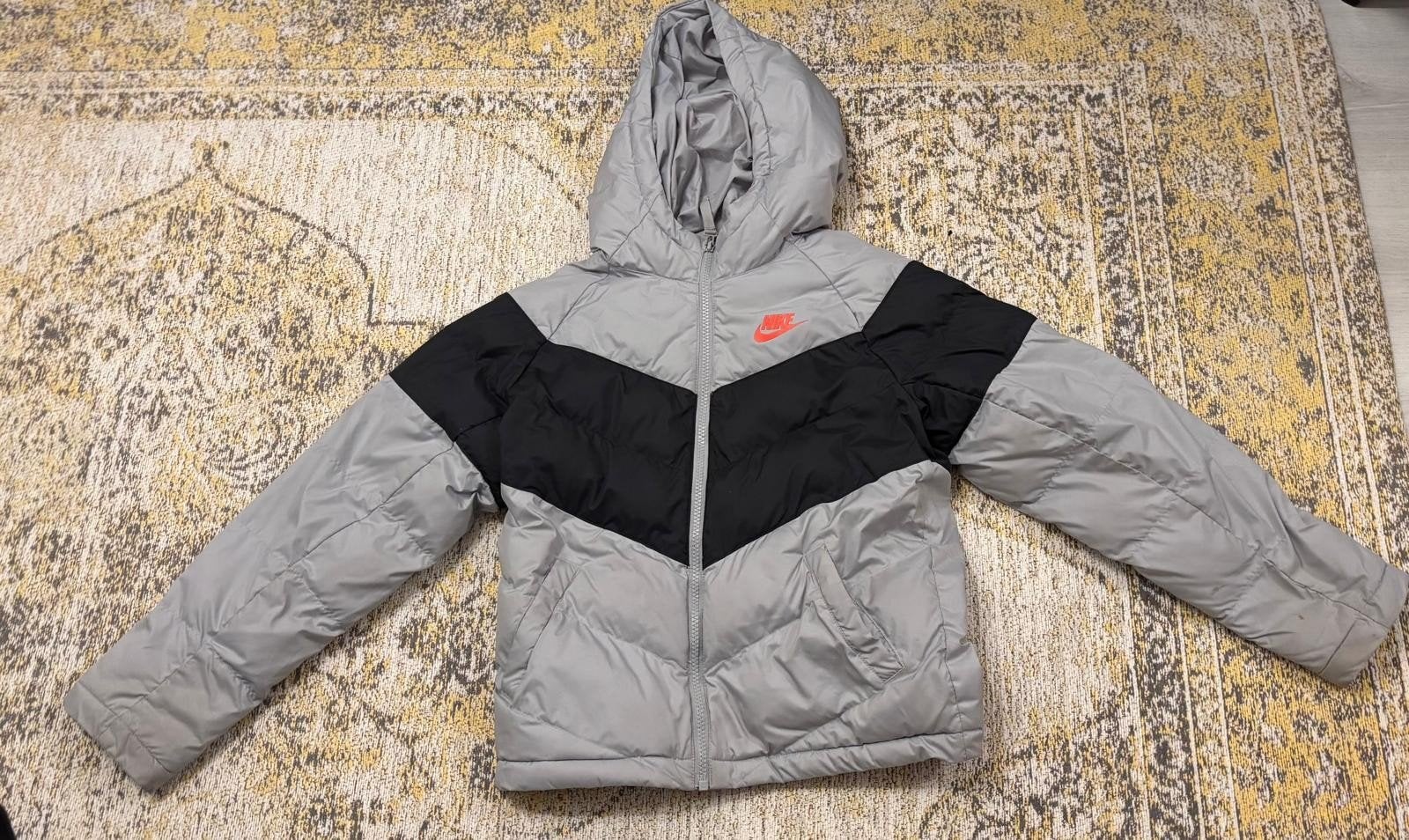 Nike winterjas maat M 137-147, Kleding | Heren, Ophalen of Verzenden, Zo goed als nieuw, Meerkleurig, Nike