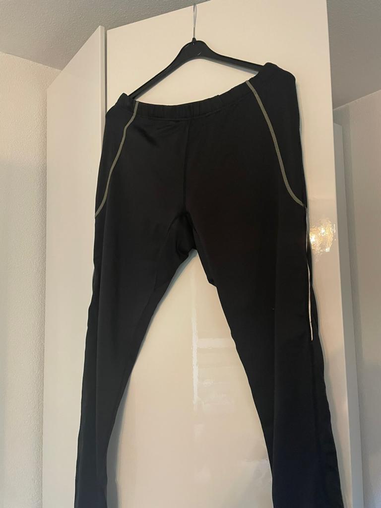 Hardloopbroek maat 48, Kleding | Dames, Sportkleding, Zwart, Maat 46/48 (XL) of groter, Ophalen of Verzenden, Zo goed als nieuw