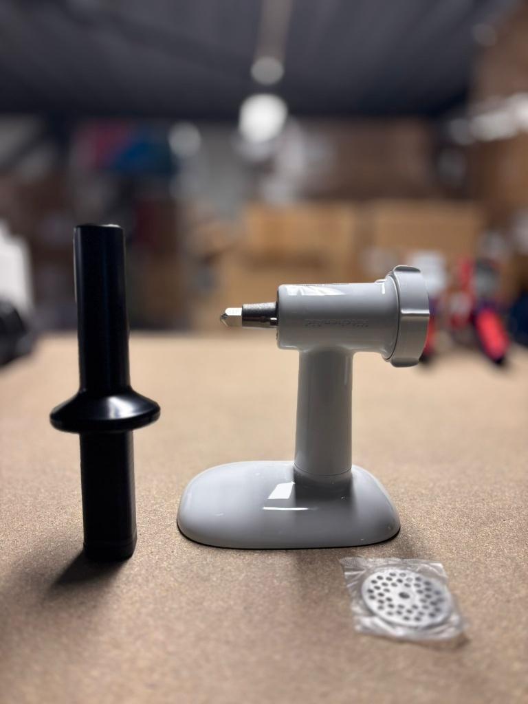 KitchenAid Vleesmolen accessoire - 5KSMFGA | DLS18441, Witgoed en Apparatuur, Keukenmixers, 4 liter of meer, KitchenAid Europa, Inc