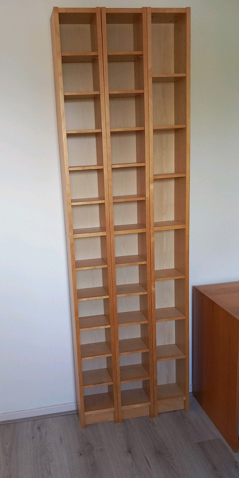 Mooie Billy vakkenkasten Ikea, Ophalen, 150 discs of meer, Zo goed als nieuw, Hout