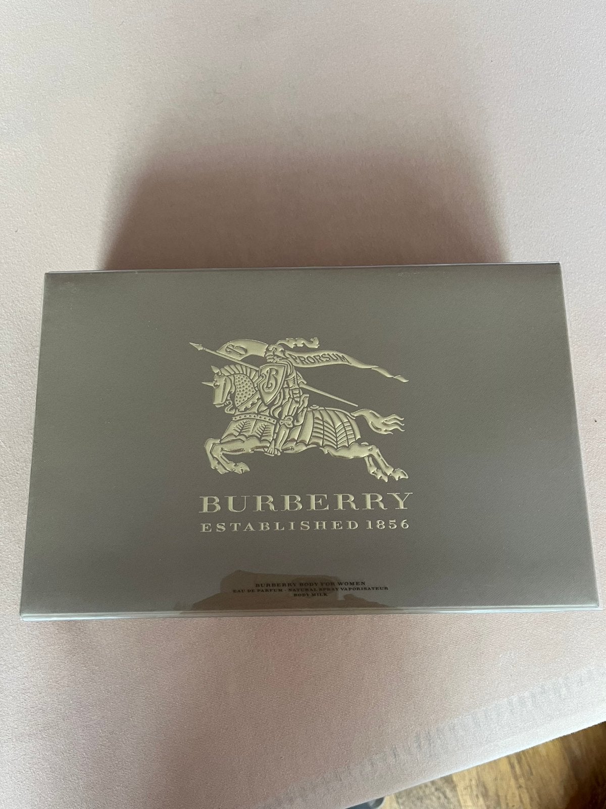 Burberry body edp en bodymilk, Ophalen of Verzenden, Nieuw