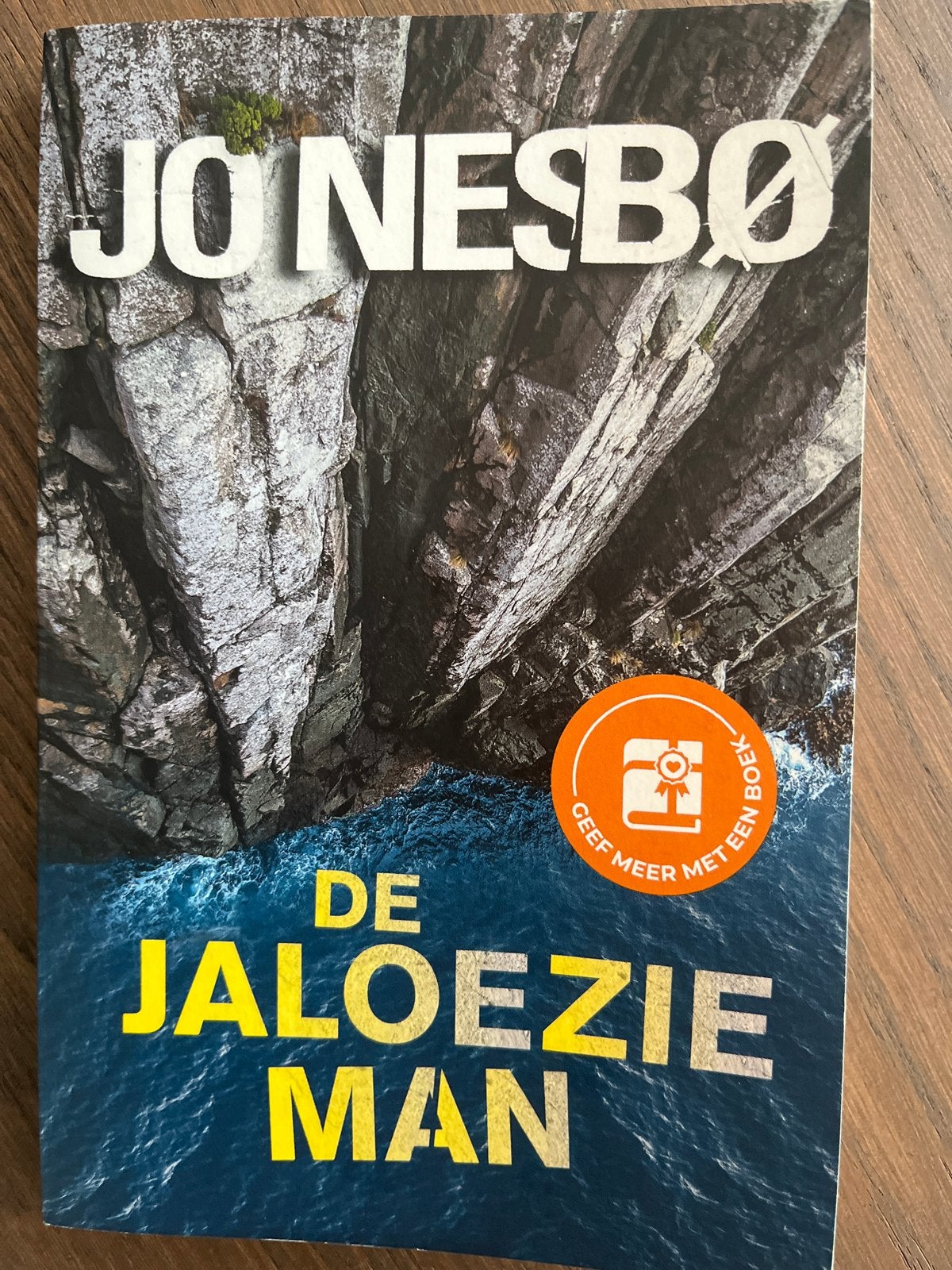 Jo Nesbø - De Jaloerse Man (Thriller), Ophalen of Verzenden, Zo goed als nieuw, Scandinavië