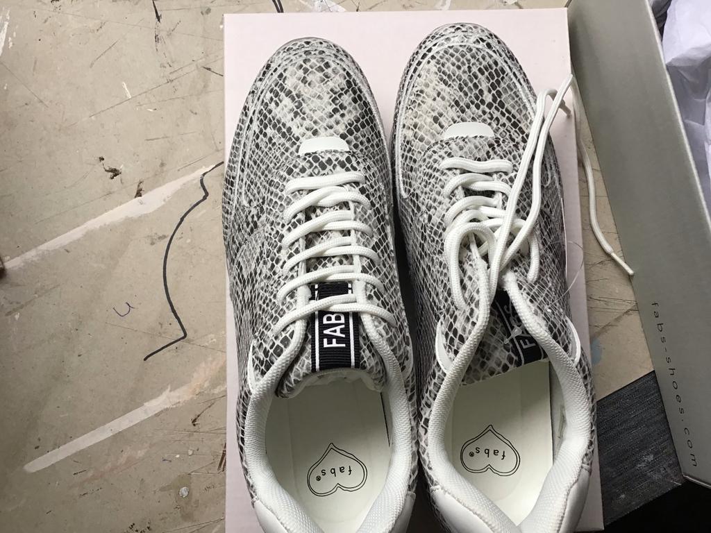 Nieuwe Fab sneakers dames maat 40, Ophalen of Verzenden, Nieuw, Overige kleuren, Sneakers of Gympen