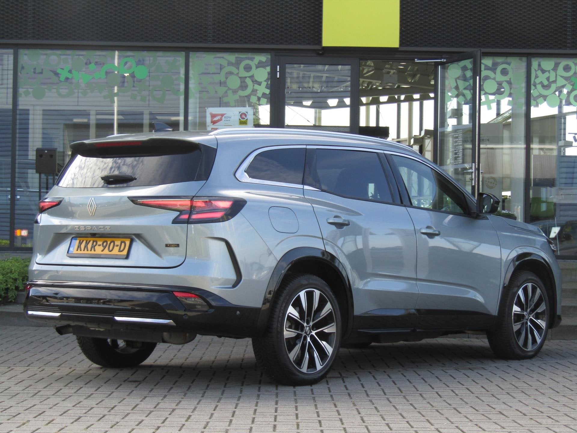 RENAULT Espace E-Tech Full Hybrid 200PK Techno 7 Persoons /, Auto's, Dealer onderhouden, Gebruikt, 1199 cc, Traction-control