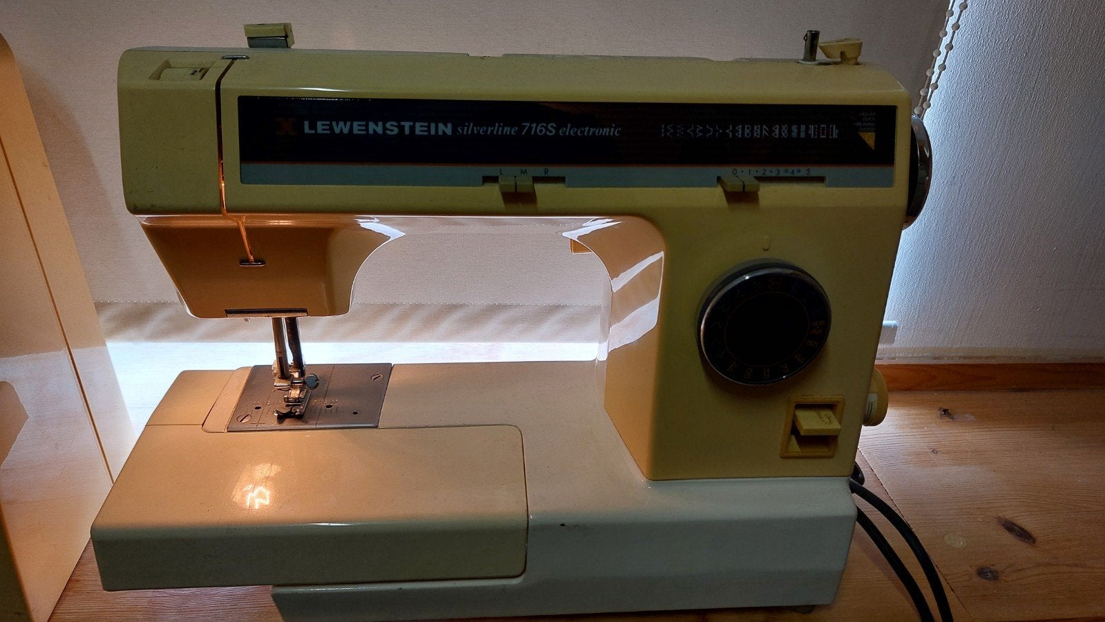 Lewenstein Silverline 716S Elektronische Naaimachine, Ophalen, Gebruikt, Naaimachine, Lewenstein