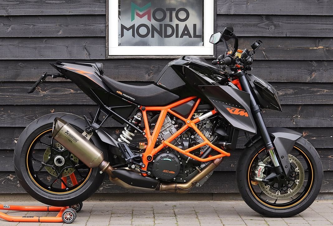 KTM 1290 SUPER DUKE R (bj 2014) Akrapovic, Carbon, 2 cilinders, KTM, Bedrijf, Onbekend