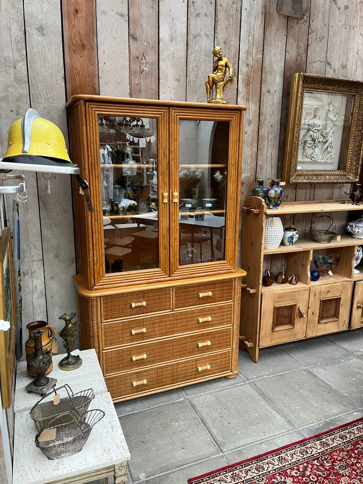 Vintage rotan buffetkast, Huis en Inrichting, Ophalen, Vintage, Zo goed als nieuw, Nb