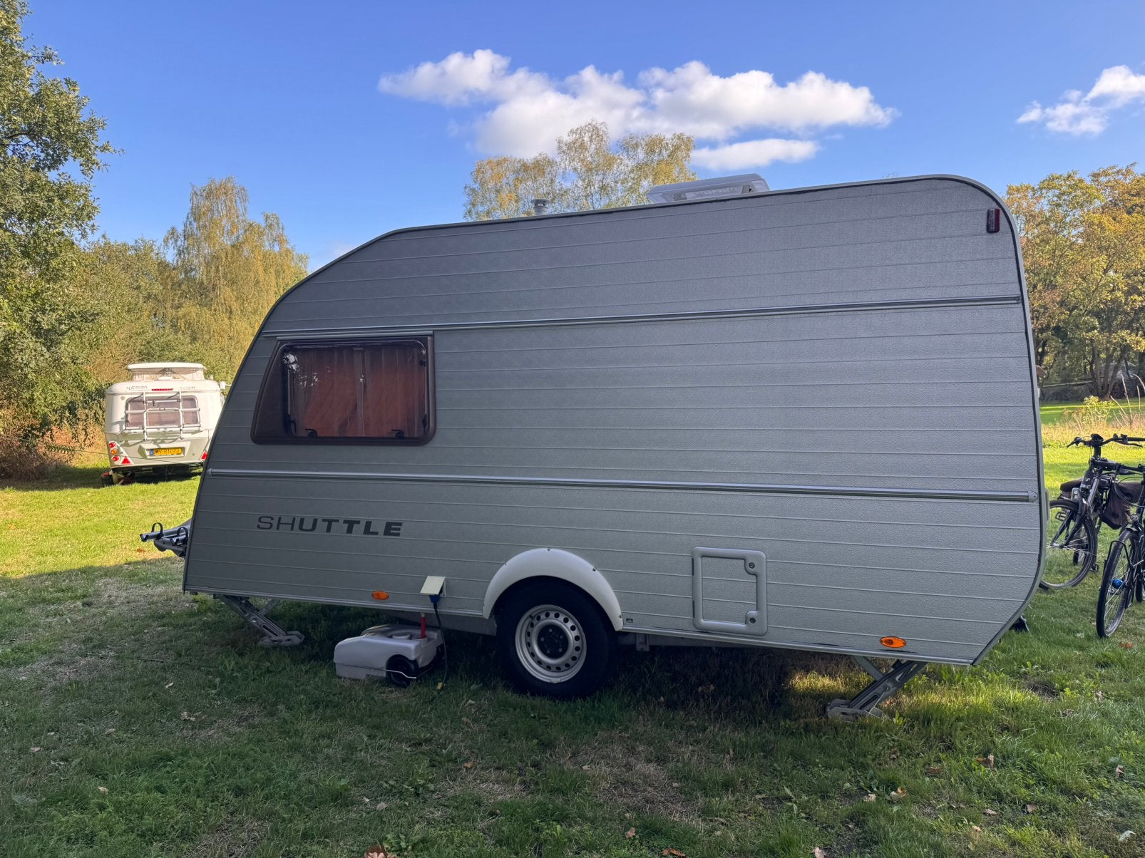 Te koop kip Shuttle 41V, Vast bed, Kip, Treinzit, Tot en met 3