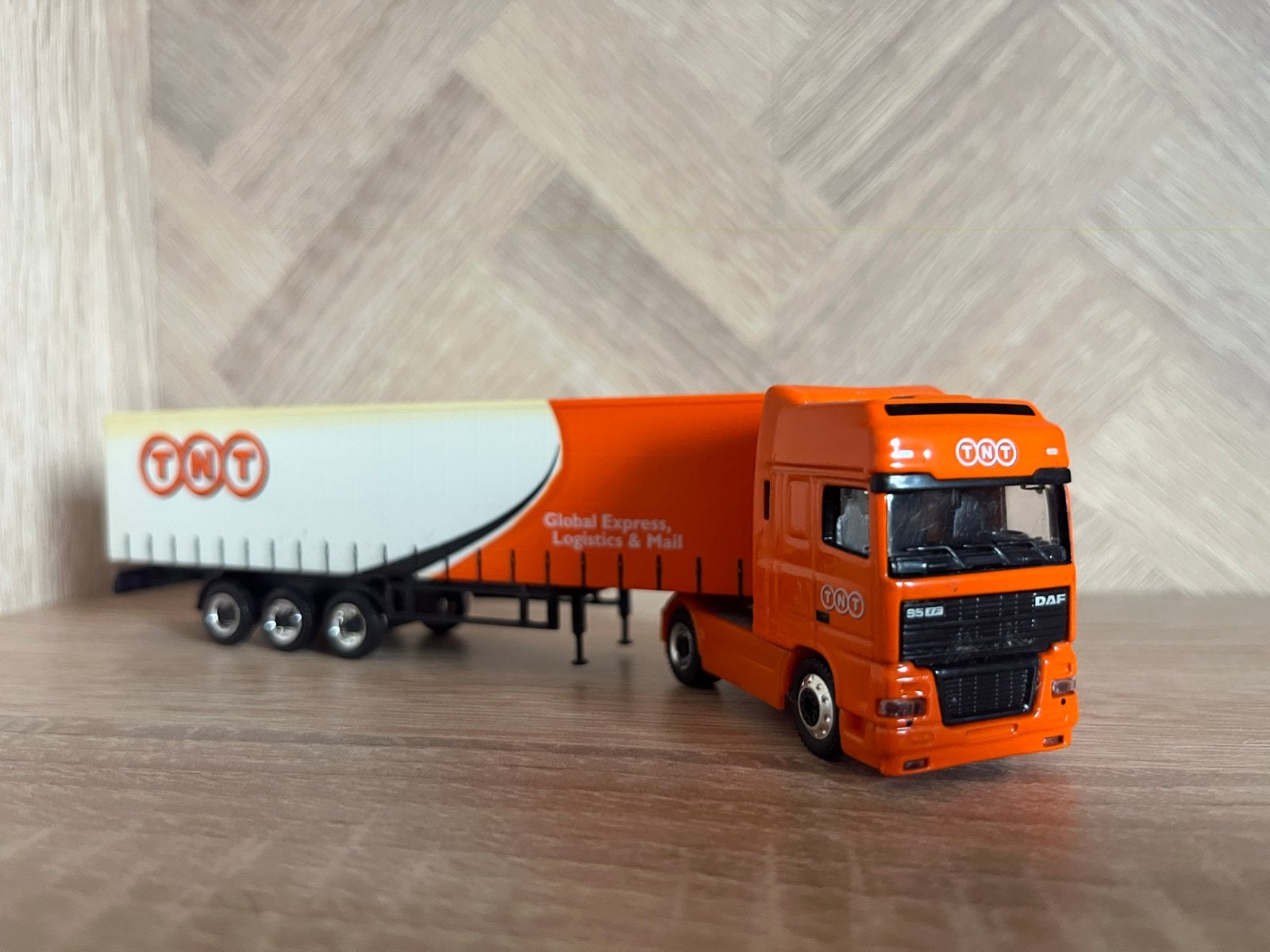 DAF 95XF schaalmodel van Schuco, Overige merken, Gebruikt, 1:50 of kleiner, Ophalen of Verzenden
