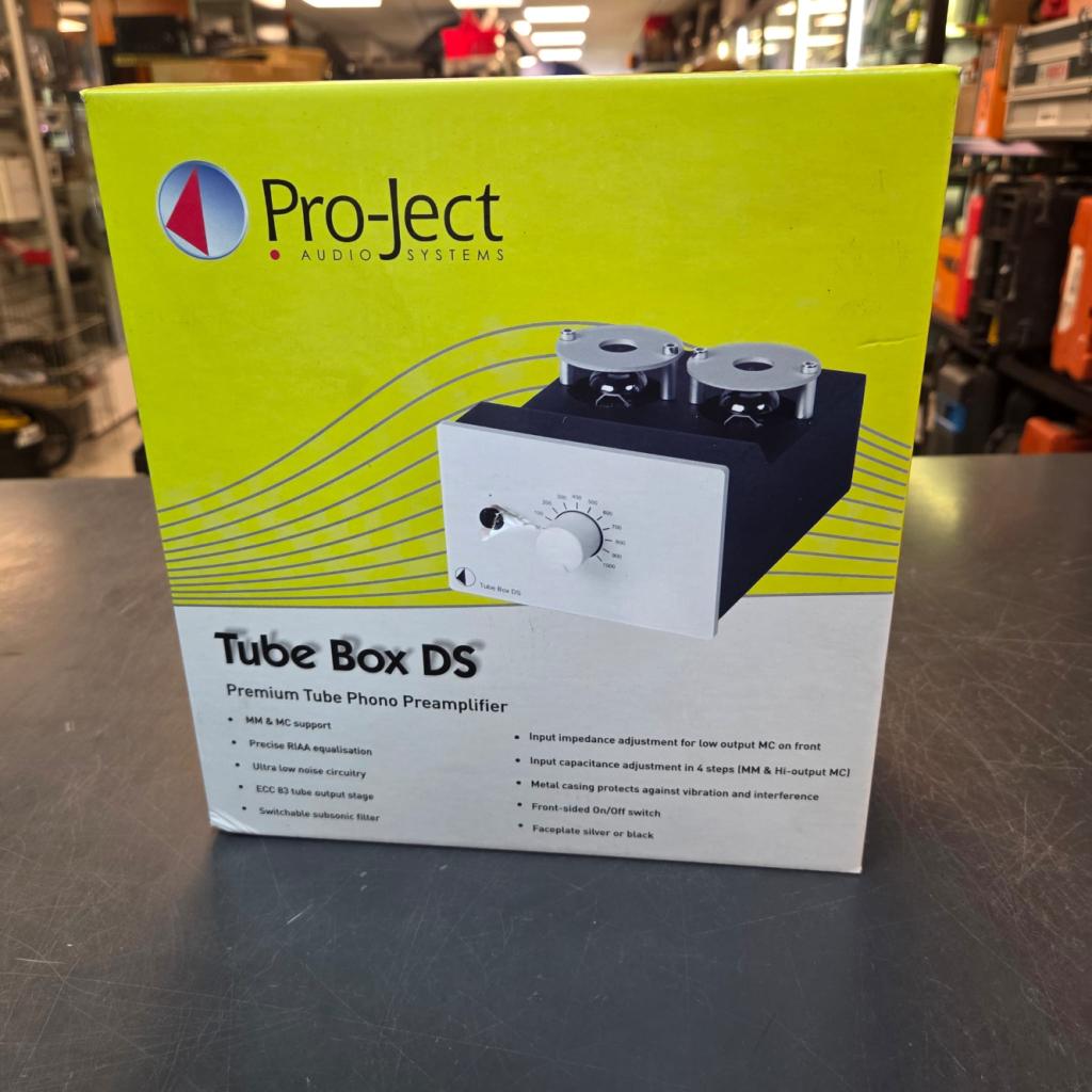 Pro-Ject TUBE BOX DS MM/MC tube phono preamplifier | NIEUW, Audio, Tv en Foto, Platenspelers, Flex Ltd., Nieuw, https://flex.com/contact-us