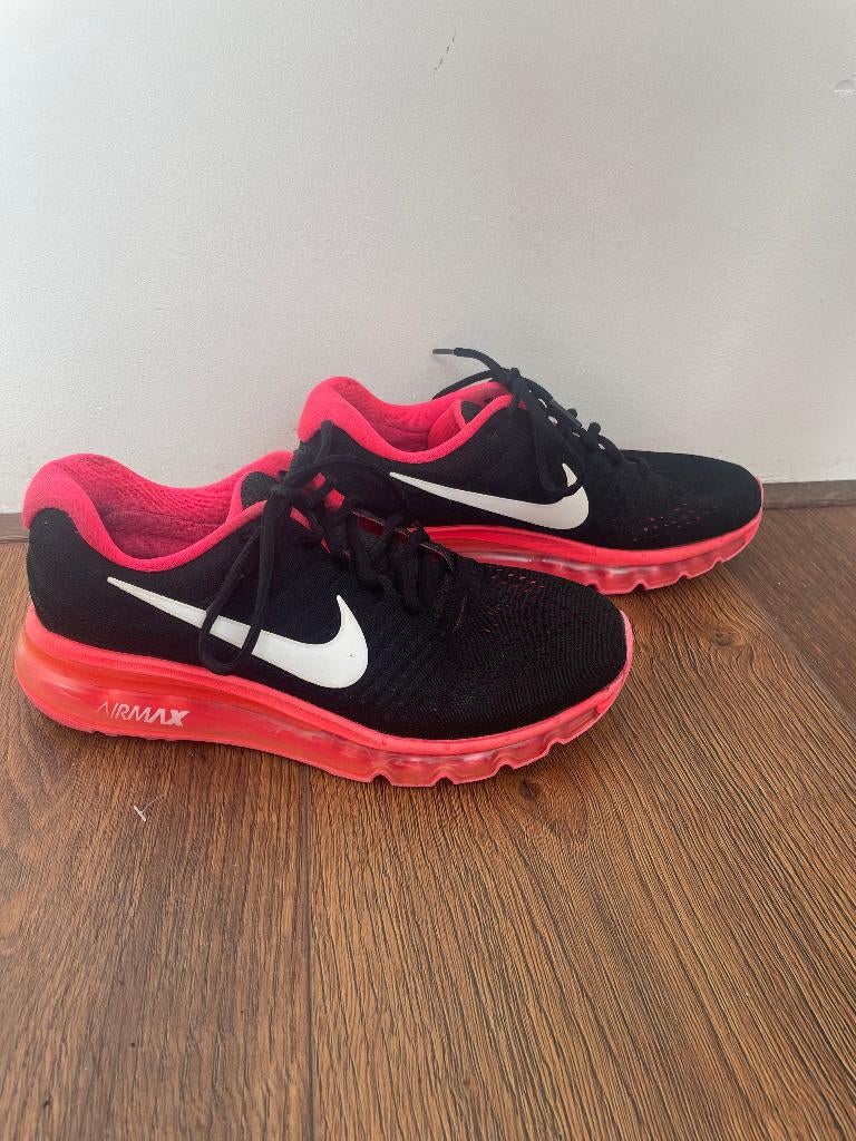 Nike Air Max 2017 zwart roze maat 38.5, Kleding | Dames, Schoenen, Colosseum 1 1213 NL Hilversum Nederland, Zwart, Nike, Ophalen of Verzenden