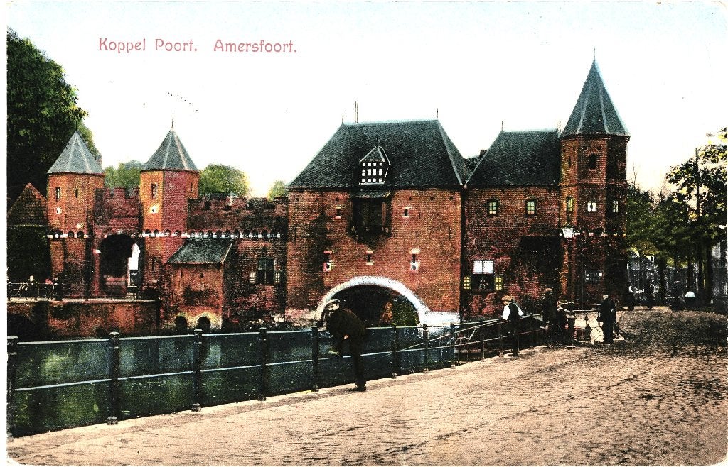 939760	Amersfoort	Koppelpoort	1925	Postzegel afgeweekt, Ophalen of Verzenden, 1920 tot 1940, Gelopen, Utrecht