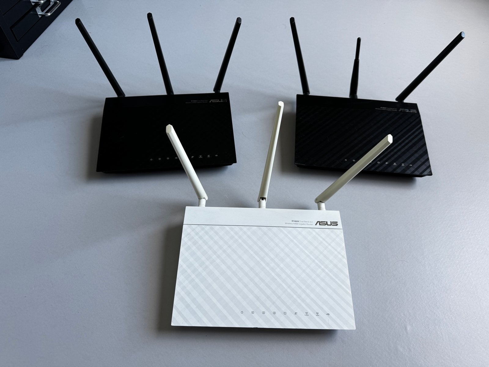 ASUS RT-N66U en RT-N66W Dual Band N900 Gigabit Routers, Ophalen, Zo goed als nieuw, Router