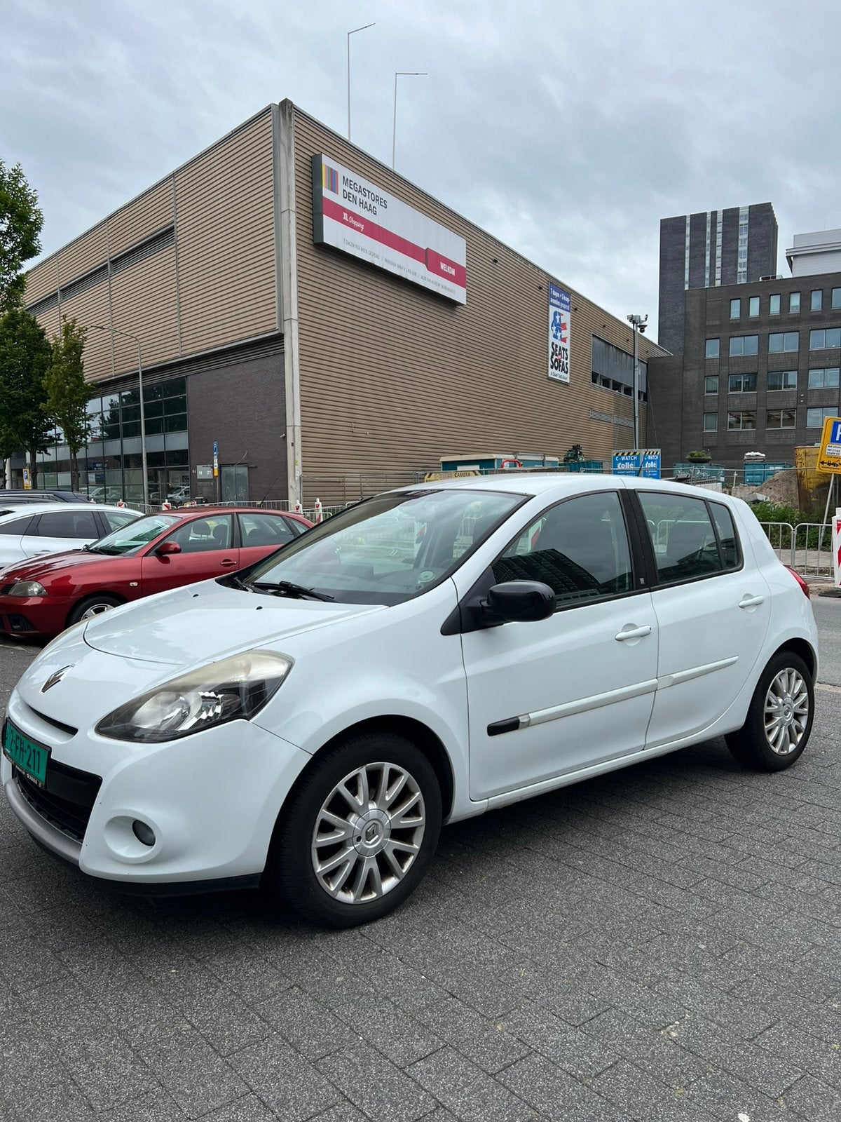 Renault Clio 1.5 dCi Clima|Cruise Navi 20th VERKOCHT, Auto's, Wit, Te koop, Hatchback, Clio