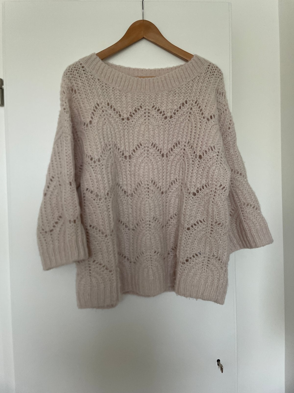 Brax oversized Trui - Maat 38, Ophalen of Verzenden, Zo goed als nieuw, Maat 38/40 (M), Beige