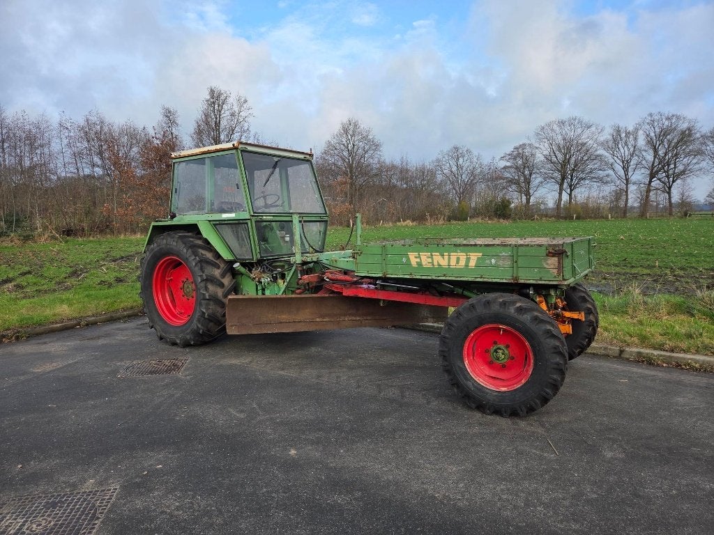 Fendt 275 GT met wegenschaaf aanbouw, Zakelijke goederen, Gebruikt, Ophalen of Verzenden, 5000 tot 7500, Tot 80 Pk