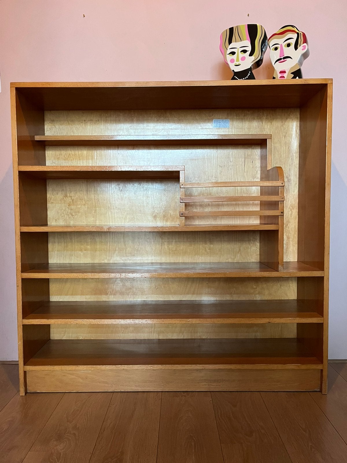 Prachtige vintage houten schoolkast Montessori, Ophalen, Gebruikt