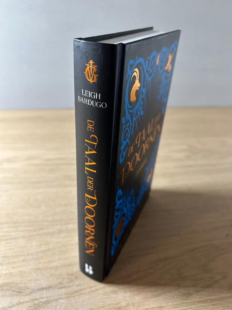 De Taal der Doornen | Leigh Bardugo, Ophalen of Verzenden, Zo goed als nieuw