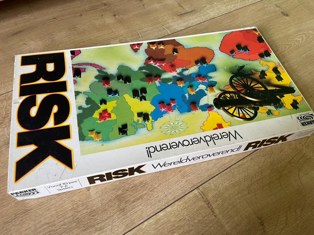 Vintage Risk, Ophalen of Verzenden, Zo goed als nieuw