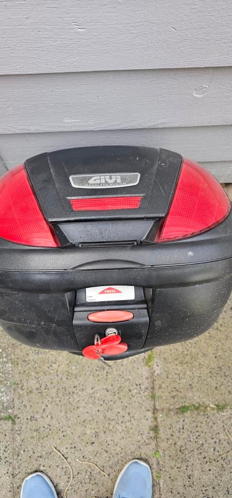 Givi motor top koffer, Motoren, Accessoires | Koffers en Tassen, Ophalen, Gebruikt