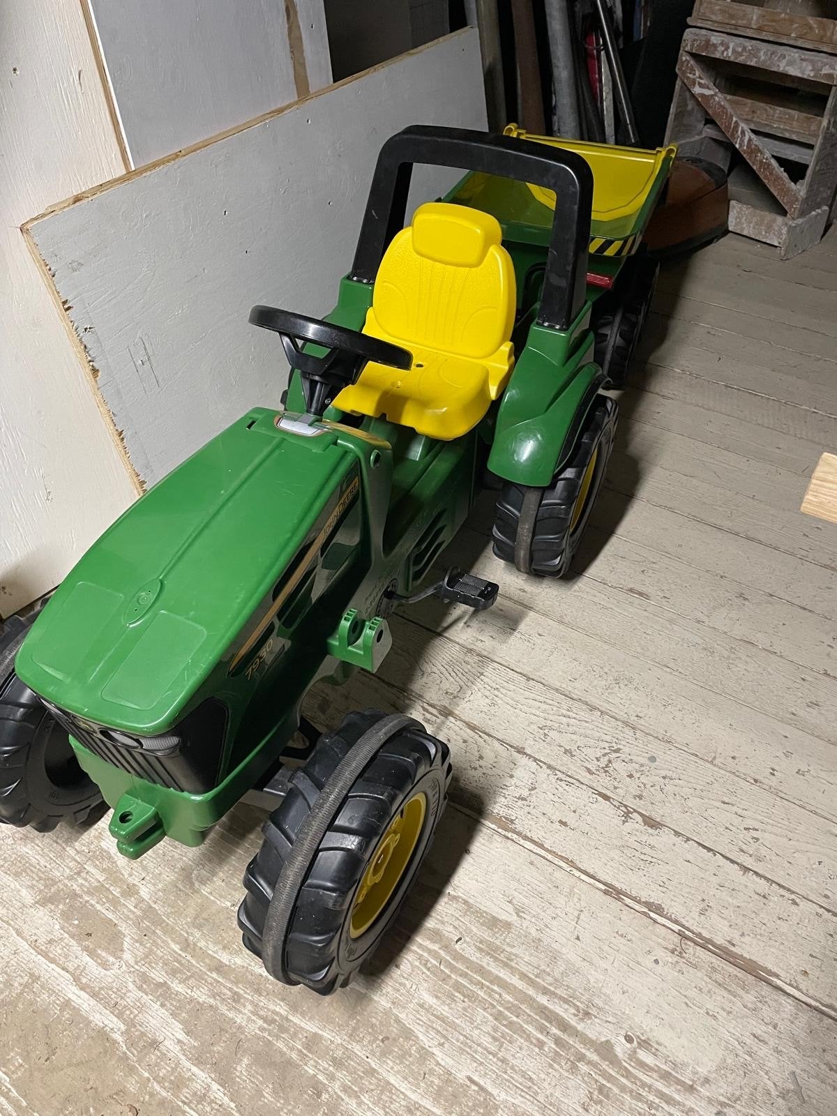 John Deere traptractor met aanhanger - Zo goed als nieuw, Ophalen, Zo goed als nieuw, Trapvoertuig