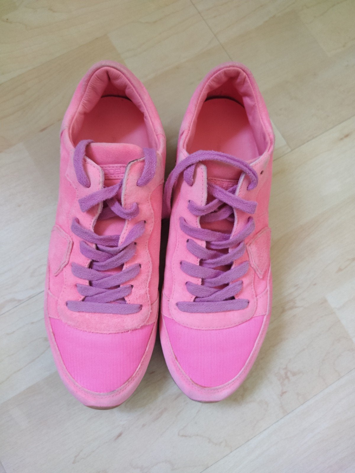 NIEUW!! Philippe Model felroze sneakers VAN 189 VOOR 25!, Nieuw, Ophalen of Verzenden, Sneakers of Gympen, Roze