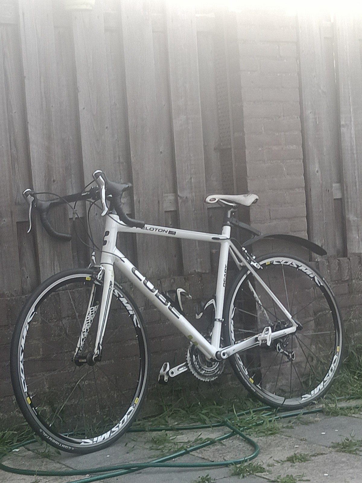 Cube Peloton Road Bike – White – Used but in Good Condition, Fietsen en Brommers, Fietsen | Racefietsen, 28 inch, Gebruikt, Aluminium