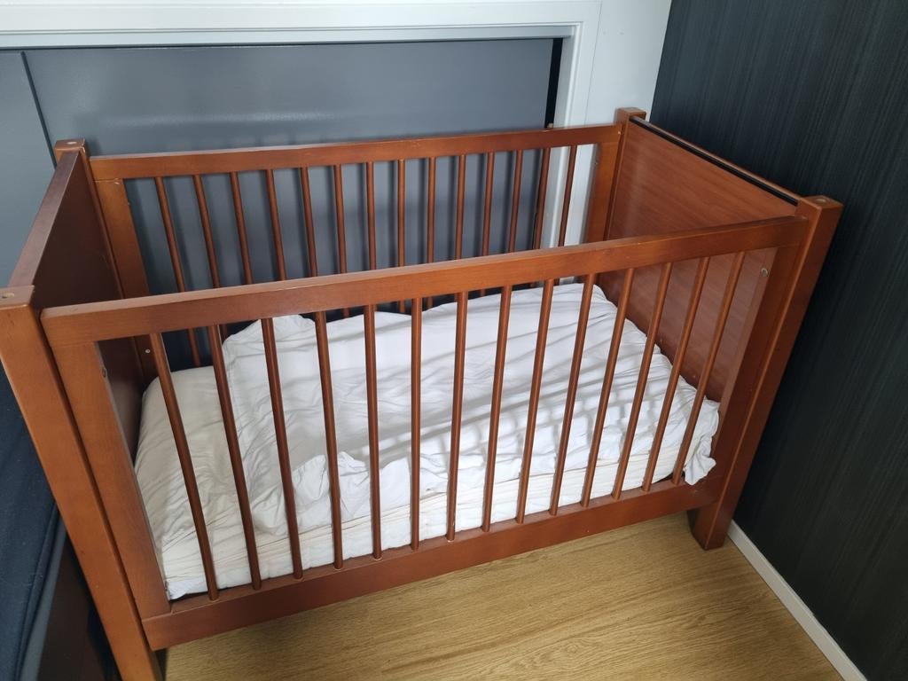 Houten Ledikant met Matras - Gebruikt, Ophalen, Gebruikt, Ledikant