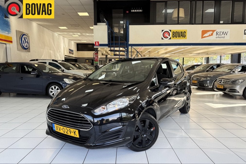 Ford Fiesta 1.0 Titanium Bovag Garantie NAP (bj 2015), Auto's, Stof, Euro 6, 525 kg, Bedrijf