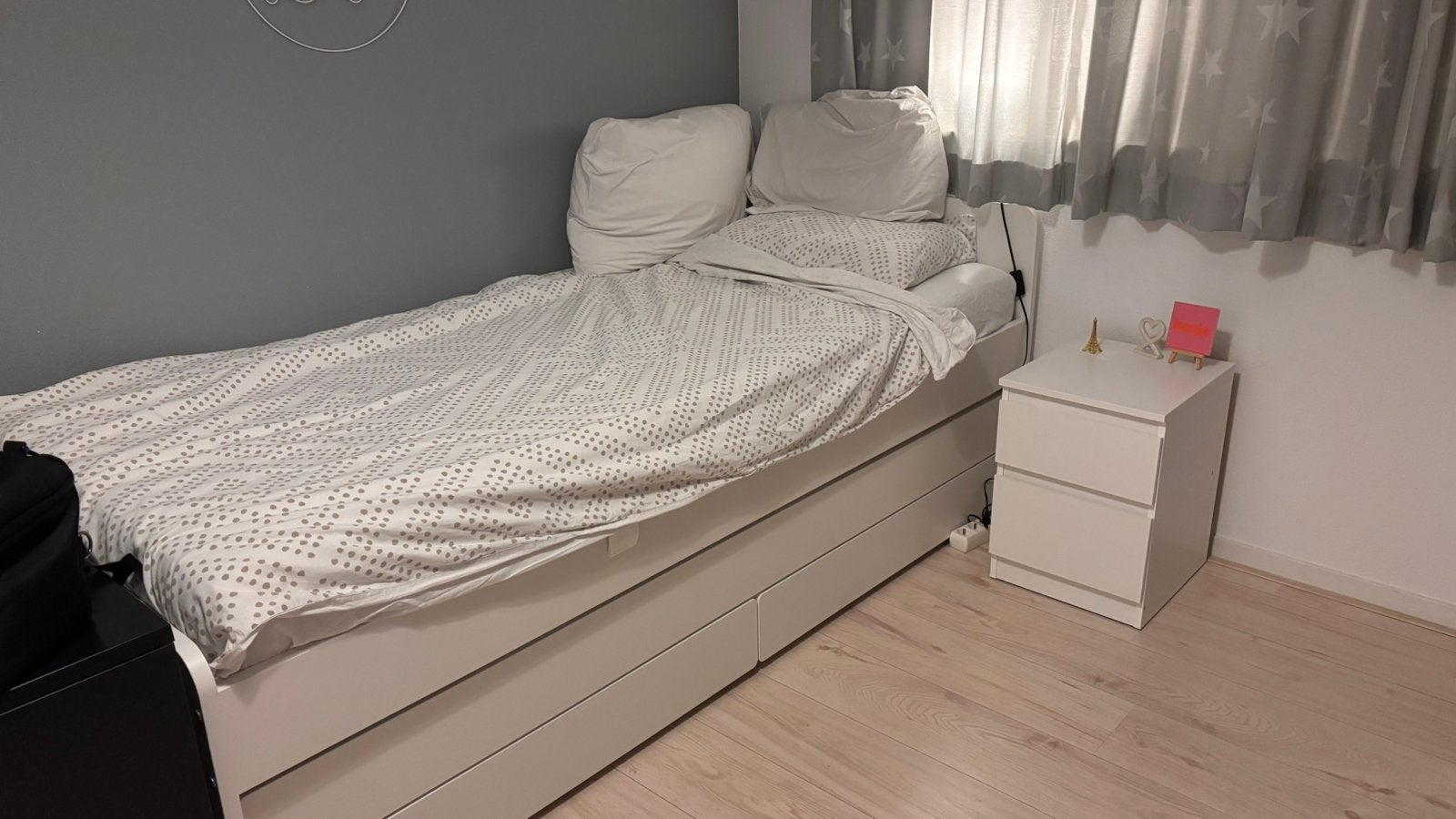 1 persoonsbed met uitschuifbed eronder, Huis en Inrichting, Slaapkamer | Bedden, Ophalen, 90 cm, Eenpersoons, Wit