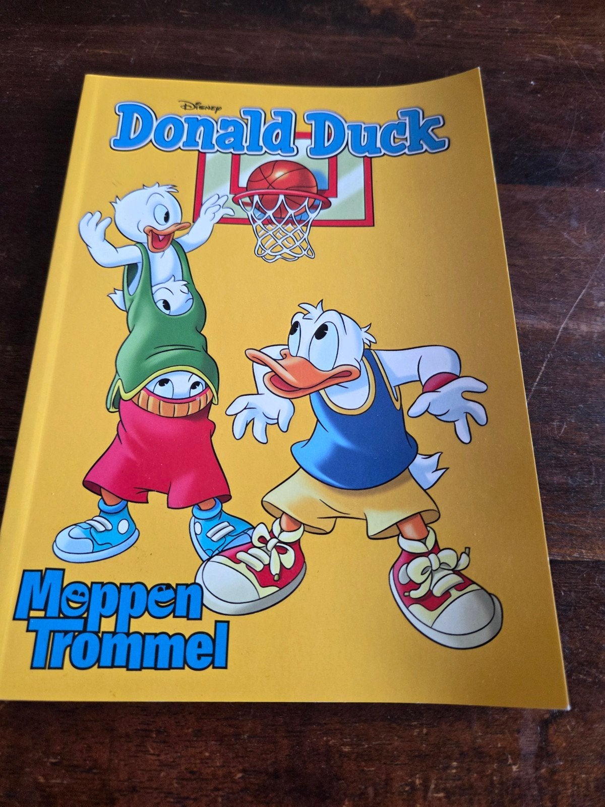 Donald Duck: Moppen Trommel - Humoristisch stripboek, Eén stripboek, Ophalen of Verzenden, Gelezen, Walt Disney