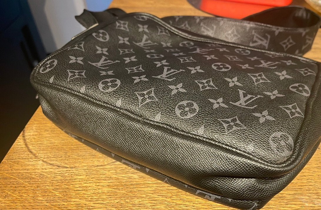Louis Vuitton Messenger Bag, Ophalen of Verzenden, Zo goed als nieuw, Zwart, Leer