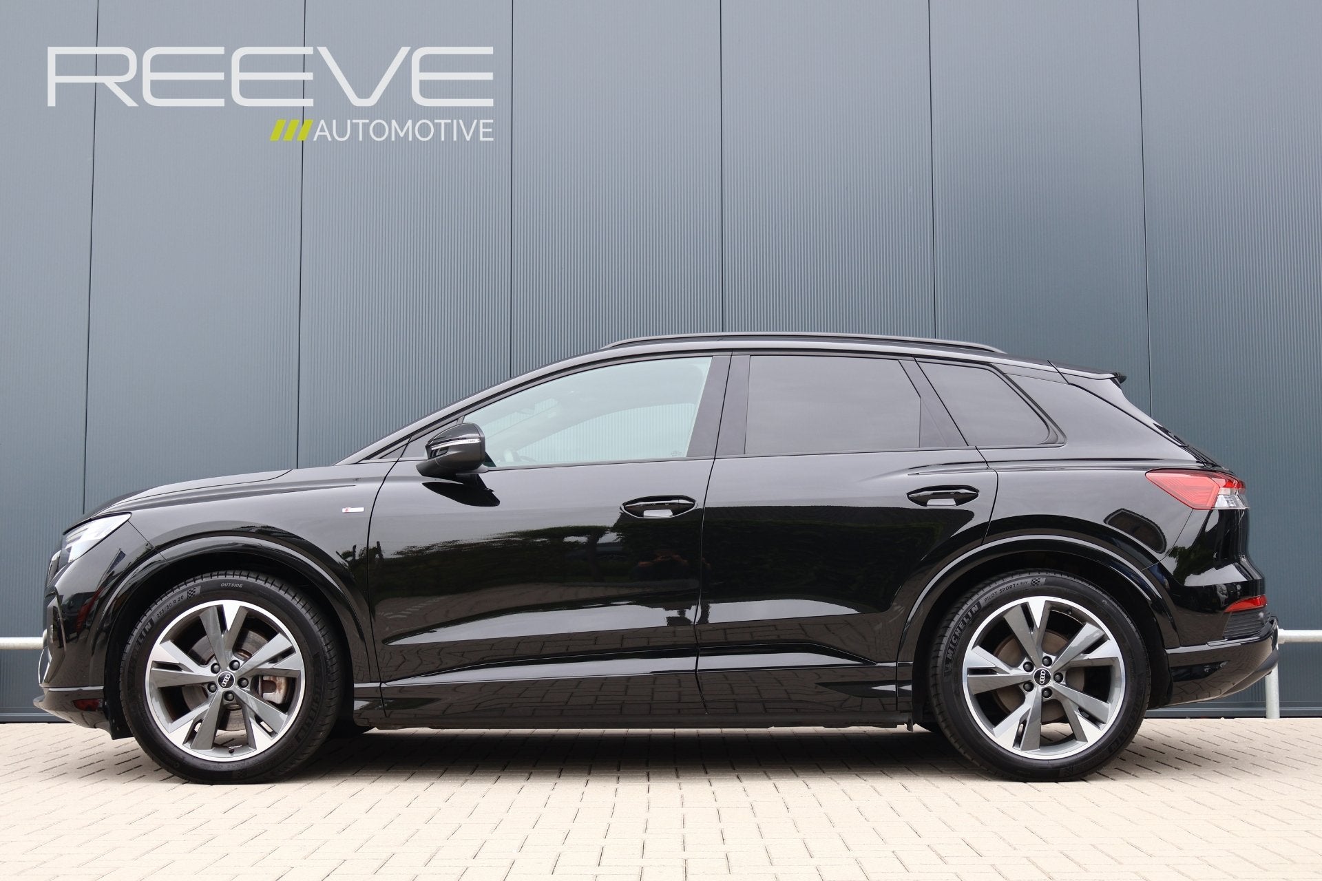 Audi Q4 e-tron 40 77 kWh S Competition Launch edition | 95%, Auto's, Automaat, Achterwielaandrijving, Gebruikt, Met garantie (alle)