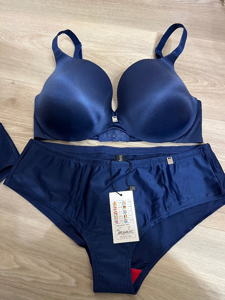 Sapph lingerieset beha maat 75 D en slip maat S en M., Sapph, Ophalen of Verzenden, Blauw, Setje