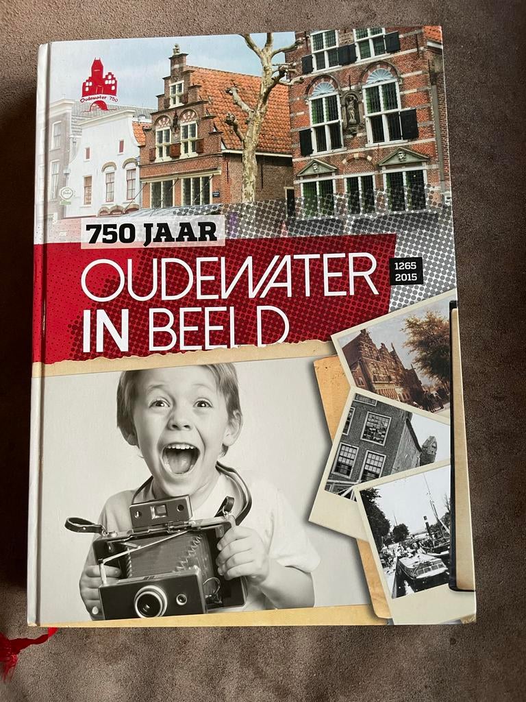 750 Jaar Oudewater in Beeld, Boeken, Ophalen of Verzenden, 20e eeuw of later, Gelezen