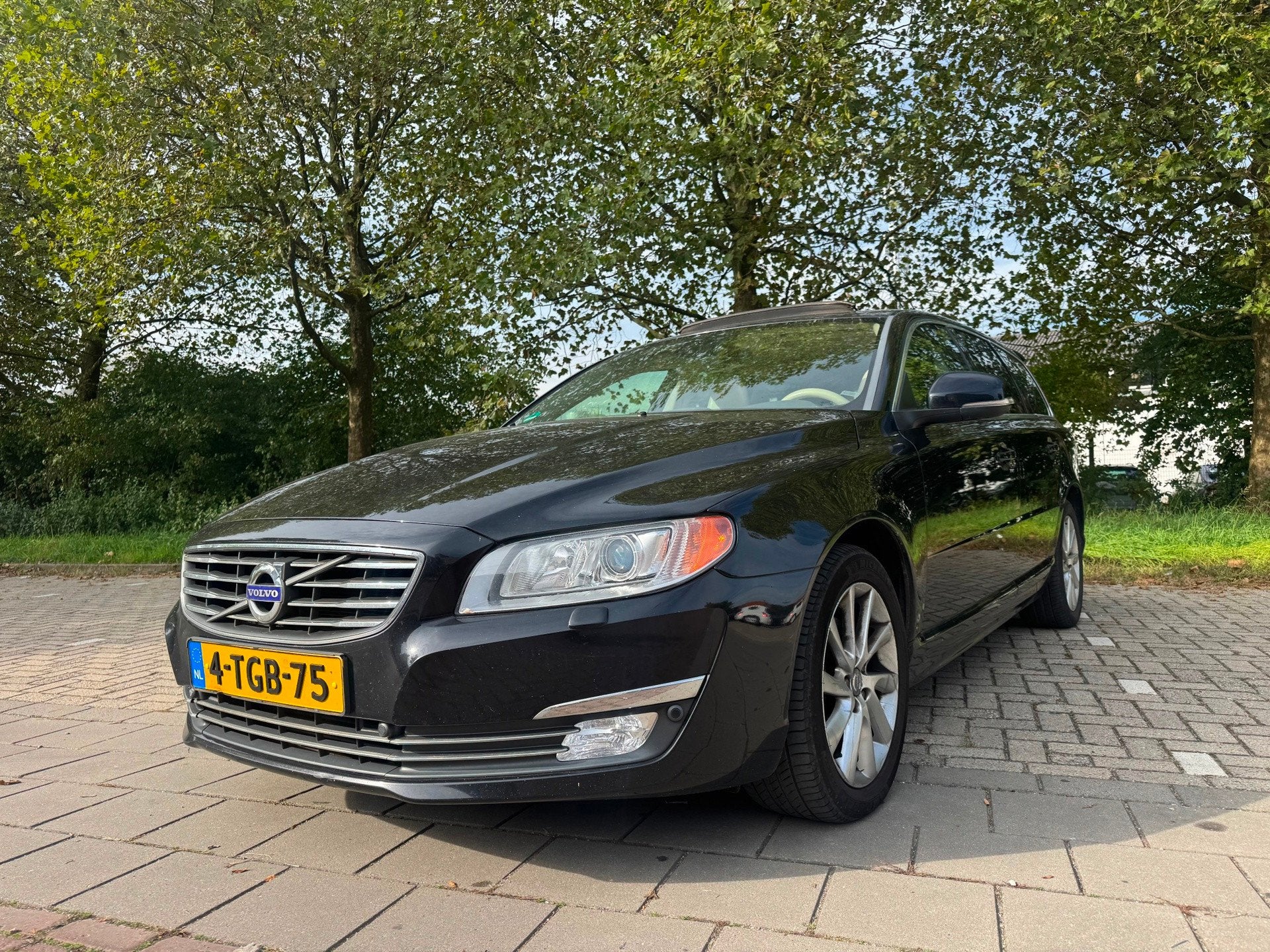 Volvo V70 2.0 D4 Nordic+, Auto's, Voorwielaandrijving, Euro 6, 4 cilinders, Zwart