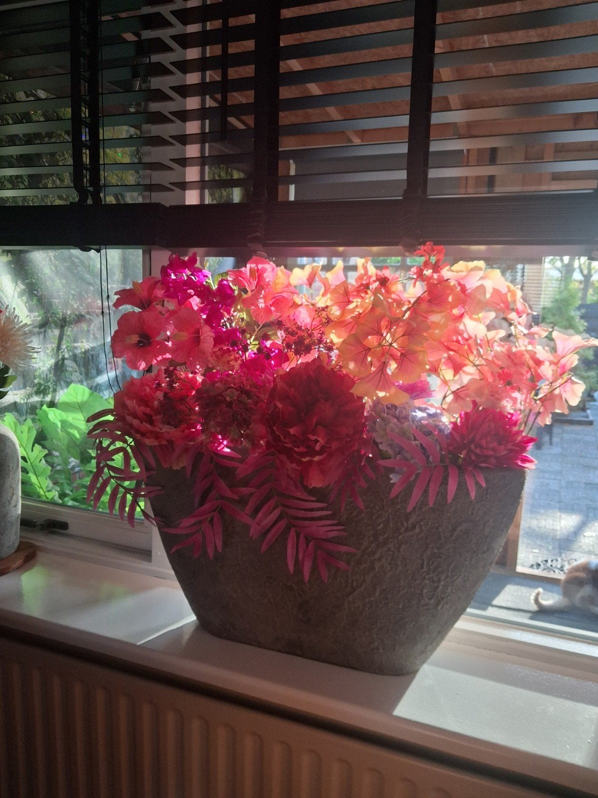 Grote pot met bloemen, Ophalen, Binnen, Kunstbloem, Zo goed als nieuw