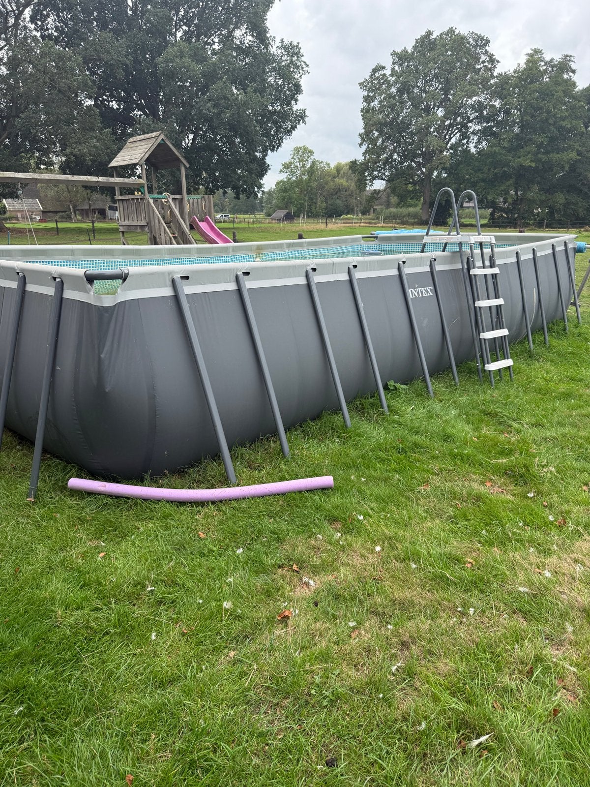 Intex opzetzwembad met trap - Zo goed als nieuw, 200 tot 300 cm, Zo goed als nieuw, Rechthoekig, Ophalen