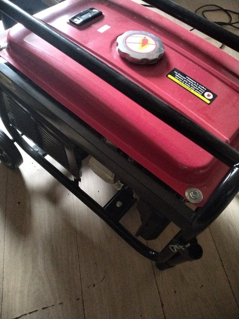 Foto 4 van Huttenberg Generator bieden vanaf €130
